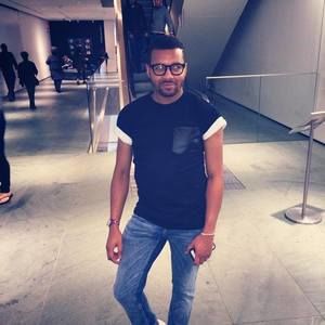 Meet your Posher, Robert